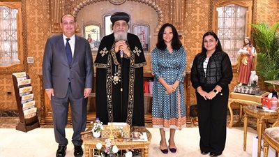 البابا توواضروس يستقبل مساعد وزير الخارجية للشؤون الثقافية