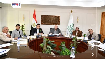 محافظ الفيوم يترأس لجنة المقابلات الشخصية للمتقدمين بمسابقة القيادات المحلية 