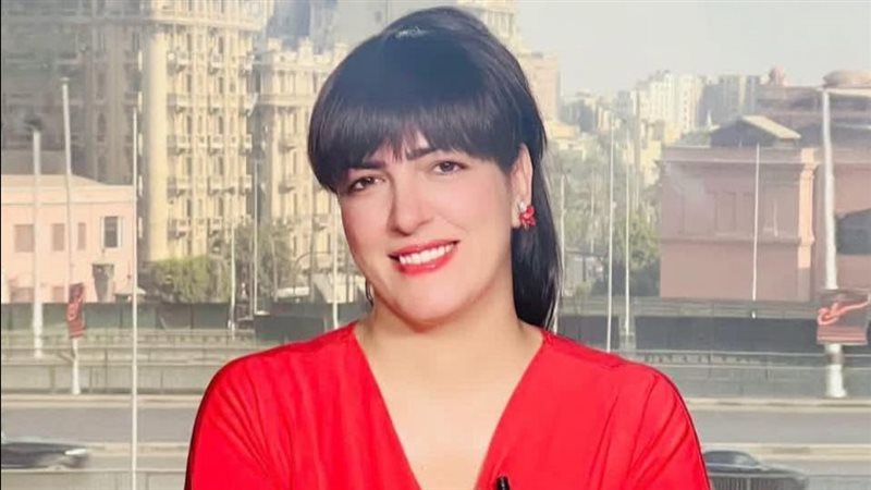 الكاتبة الصحفية إيمان