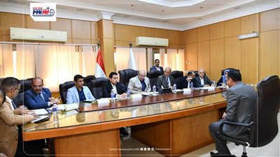 لليوم الثاني.. محافظ الفيوم يشهد مقابلات المتقدمين لمسابقة القيادات المحلية  