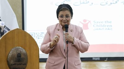 عبلة الألفي:  الرعاية البديلة والكفالة يحظى بدعم كبير من القيادة السياسية