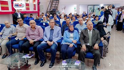 مدير تعليم الفيوم يشهد نماذج من الأنشطة التربوية لطلاب مدرسة WE للتكنولوجيا 