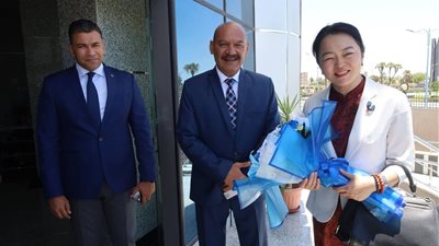 محافظ السويس والقنصل الصيني يبحثان تعزيز الاستثمارات ونقل التكنولوجيا 