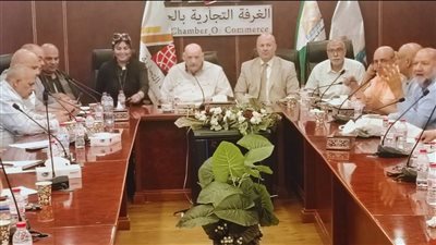 الغرفة التجارية بالجيزة تناقش مع المخابز آليات تطبيق المنظومة الجديدة