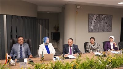 حزب الوعي يعقد حلقة نقاشية حول أوضاع التعليم قبل الجامعي