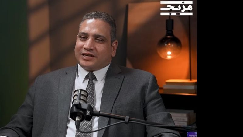 النائب عماد خليل