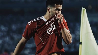 مصطفى شوبير يتألق وإمام عاشور يهز الشباك.. فرحة عارمة بين الجماهير المصرية