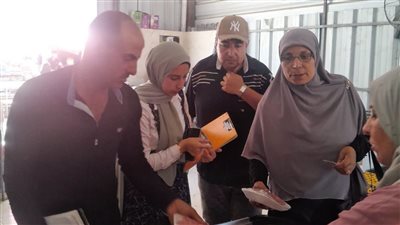 تموين دمياط يحرر 62 محضرا تموينيا ويضبط 5 مخابز بلدية
