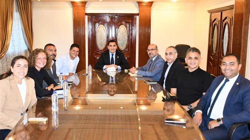 وزير الشباب والرياضة يبحث ترتيبات عدد من الفعاليات الرياضية