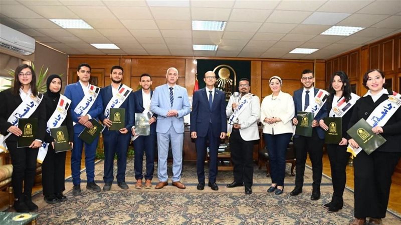 رئيس جامعه اسيوط