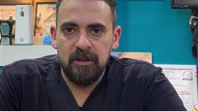 «لن أصمت بعد الآن».. طبيب يتوعد مروجي الشائعات والتشهير به قانونيًا 