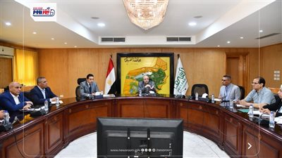 ​محافظ الفيوم يشدد على تسريع وتيرة العمل والالتزام بالجداول الزمنية المقررة 