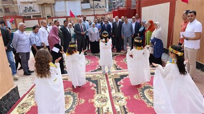 محافظ المنوفية يفتتح مدرستي الأزهار الإبتدائية وأم المؤمنين الإعدادية بنات