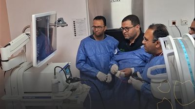 مجمع السويس الطبي يحقق إنجازا جديدا بإجراء 14 عملية مناظير متقدمة بنجاح