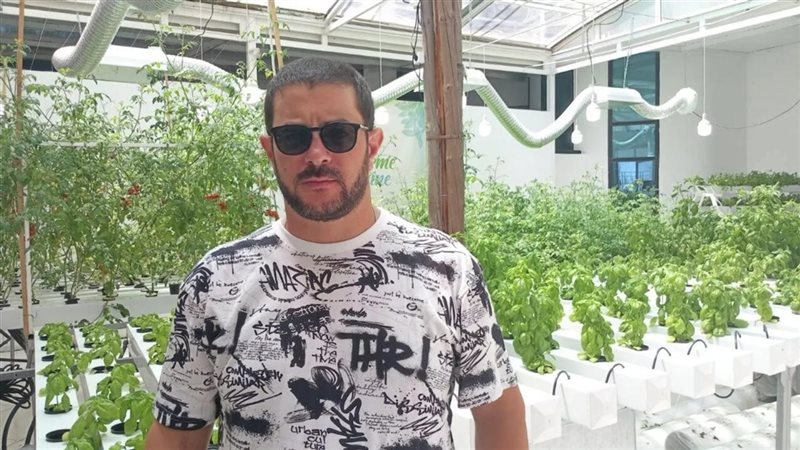 الشاب التونسي إسكندر