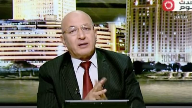 الإعلامي سيد علي