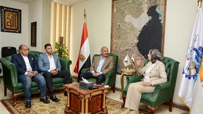 السويس الجديدة تستقبل المحافظ لبحث فرص التنمية والاستثمار بالمدينة
