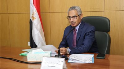 محافظ بني سويف يُصدر قرار بترقية 4851 من المعلمين والأخصائيين وأمناء المكتبات