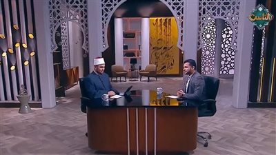 كيف يحول المسلم عاداته اليومية البسيطة إلى عبادات؟ أستاذ فقه يوضح