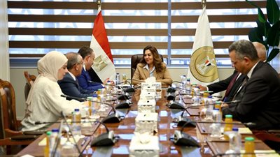 التنمية المحلية تبحث مع نقابة المهندسين منظومة التصالح وتراخيص البناء
