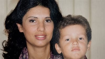 وجودك نعمة كبيرة في حياتنا .. محمد محمود عبدالعزيز يحتفل بعيد ميلاد والدته