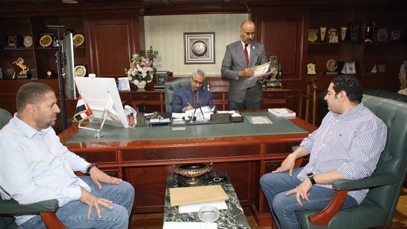 محافظ بنى سويف ونائبه