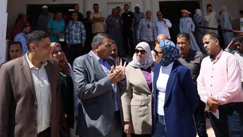 جانب من جولة المحافظ