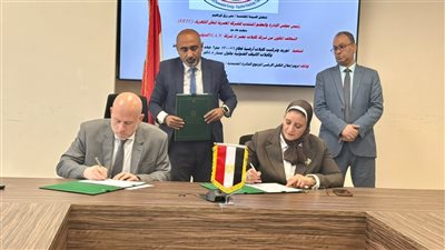 «نقل الكهرباء» توقيع عقد جديد لدعم استقرار الشبكة بالقاهرة