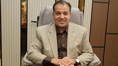 رئيس جامعة قنا يناقش تفعيل منظومة البطاقات التعريفية للعاملين 