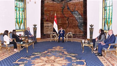 السيسي: مصر تستضيف أكثر من 10.5 مليون لاجئ وتدعو إلى تقاسم الأعباء دوليًا