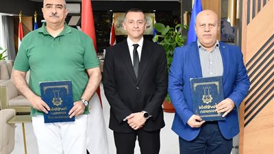 محافظ أسوان يشهد نقل إدارة قرى العون الغذائي للمحافظة ضمن خطة التنميةالمستدامة