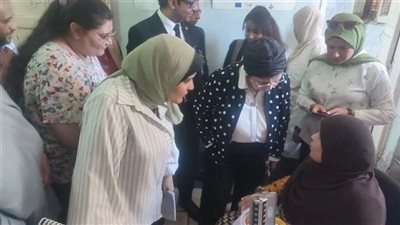 نائب وزير الصحة تواصل جولتها بسوهاج لتطوير خدمات الرعاية الأولية