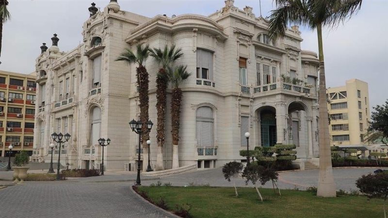 جامعة عين شمس 