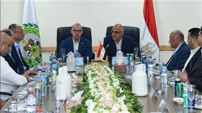 وزير الاستثمار يبحث مع نواب الإسكندرية تطوير المعامل وتعزيز الصادرات المصرية