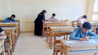 مدير عام التدريب التربوي بقطاع المعاهد الأزهرية: التزام وانتظام بلجان السويس