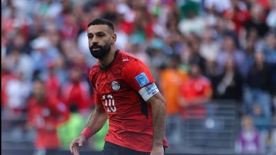 صلاح يقود مشروع الهلال في السعودية بدلا من نجم برشلونة الزجاجي