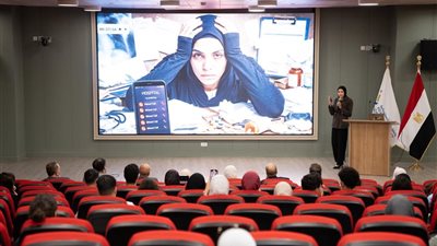 جامعة مصر للمعلوماتية تطور 5 تطبيقات ذكية لدعم المرضى والأمهات وكبار السن