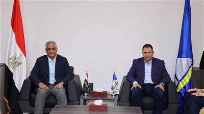 محافظ دمياط يستقبل وزير الإنتاج الحربي لبحث مشروعات حياة كريمة 