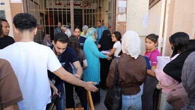 معلمون: الامتحانات الاسترشادية ساهمت في رفع مستوى طلاب الثانوية العامة