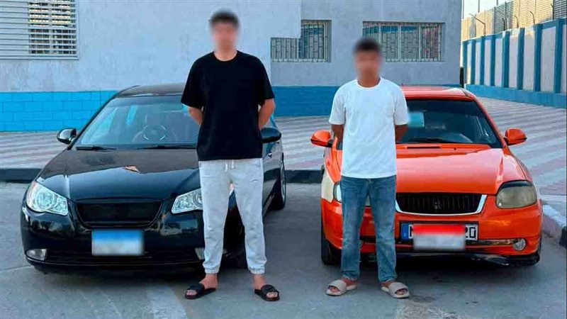 المتهمين بأداء حركات استعراضية 
