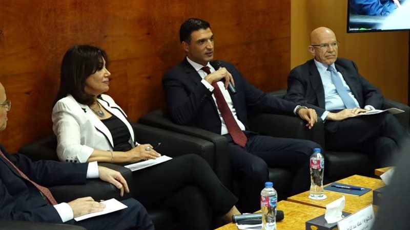 خالد هاشم وزير الصناعة