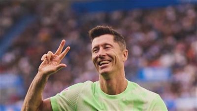على خطى ميسي.. ليفاندوفسكي ينضم رسميًا للدوري الأمريكي من بوابة شيكاغو فايرز