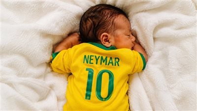 البرازيل.. تسجيل خمسة أطفال باسم «نيمار» بعد استدعائه إلى كأس العالم 