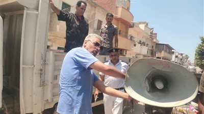 حملات مكثفة بكفر الدوار لإزالة 152 مخالفة إشغال طريق