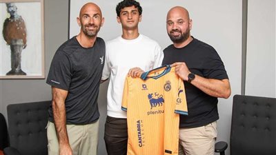 راسينج سانتاندير يتعاقد مع لاعب منتخب مصر للشباب محمد هيثم