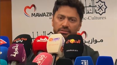 تامر حسني يوضح حقيقة خلافه مع عمرو دياب: 