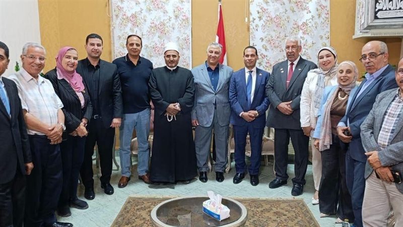 النائب سيد عبد الجليل