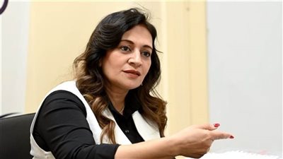 نيفين فارس: واقعة بائعة الشاي جرس إنذار لإعادة تنظيم العربات المتنقلة |خاص