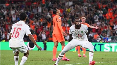 نتيجة ومخلص وأهداف الشوط الثاني من مباراة المغرب وهولندا 1-1 بكأس العالم