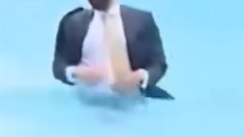  عمدة نيويورك داخل